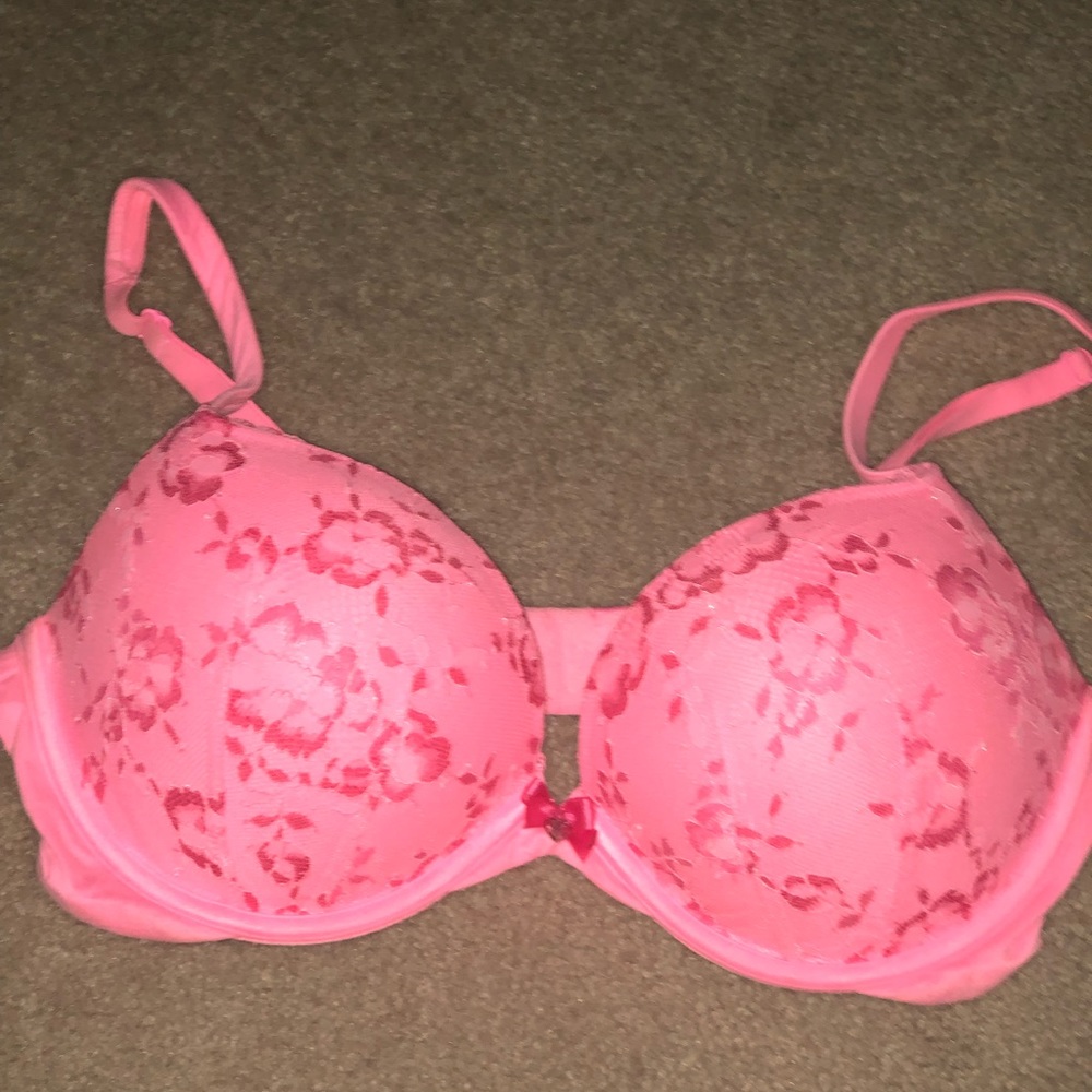 Victoria’s Secret bra